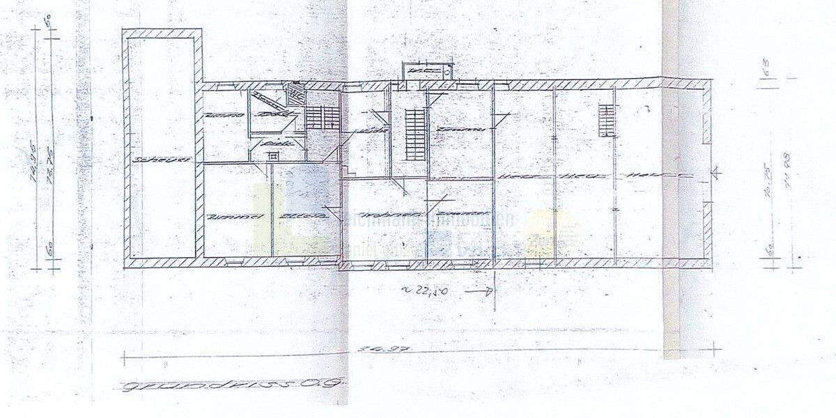 Historischer Doppelbauernhof in traumhafter Alleinlage mit weitem Fernblick und außergewöhnlichem Entwicklungspotenzial ! 8 zimmer
