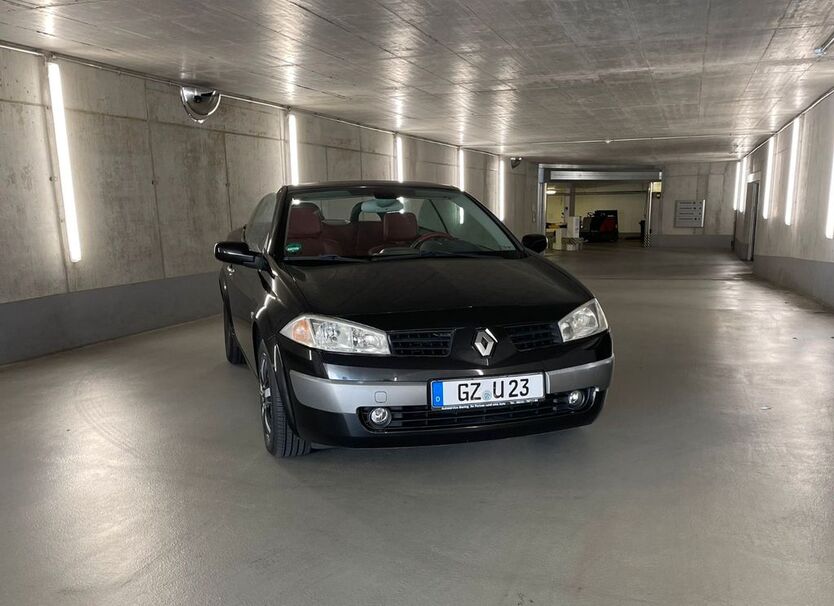 Renault Megane 110.000 km 2.000 € St 70182