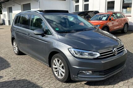 VW Touran 225.000 km 10.490 &euro; Solingen 42655