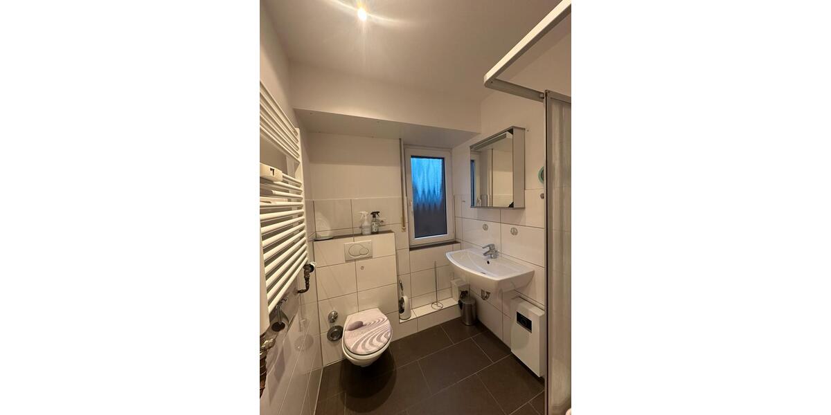 Etagenwohnung Voerde (Niederrhein) - 2 Zimmer, 71 m&sup2;, 680&euro; | Angebot:24795138