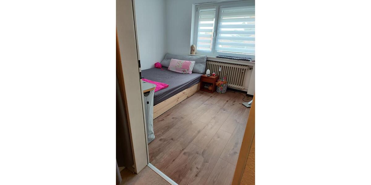 Etagenwohnung Radolfzell am Bodensee - 3 Zimmer, 87 m&sup2;, 265.000&euro; | Angebot:26549942