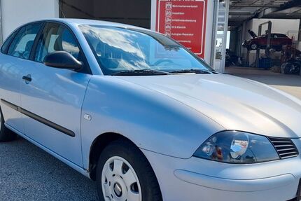 Seat Ibiza 106.918 km 699 &euro; Neuburg/Inn bei Passau 94127
