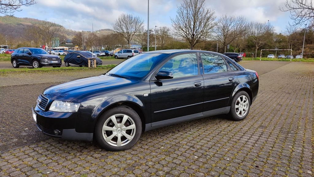 Audi A4 64.000 km 3.900 &euro; Trier 54295