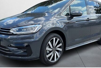 VW Touran 9.000 km 41.250 € Dresden 01127