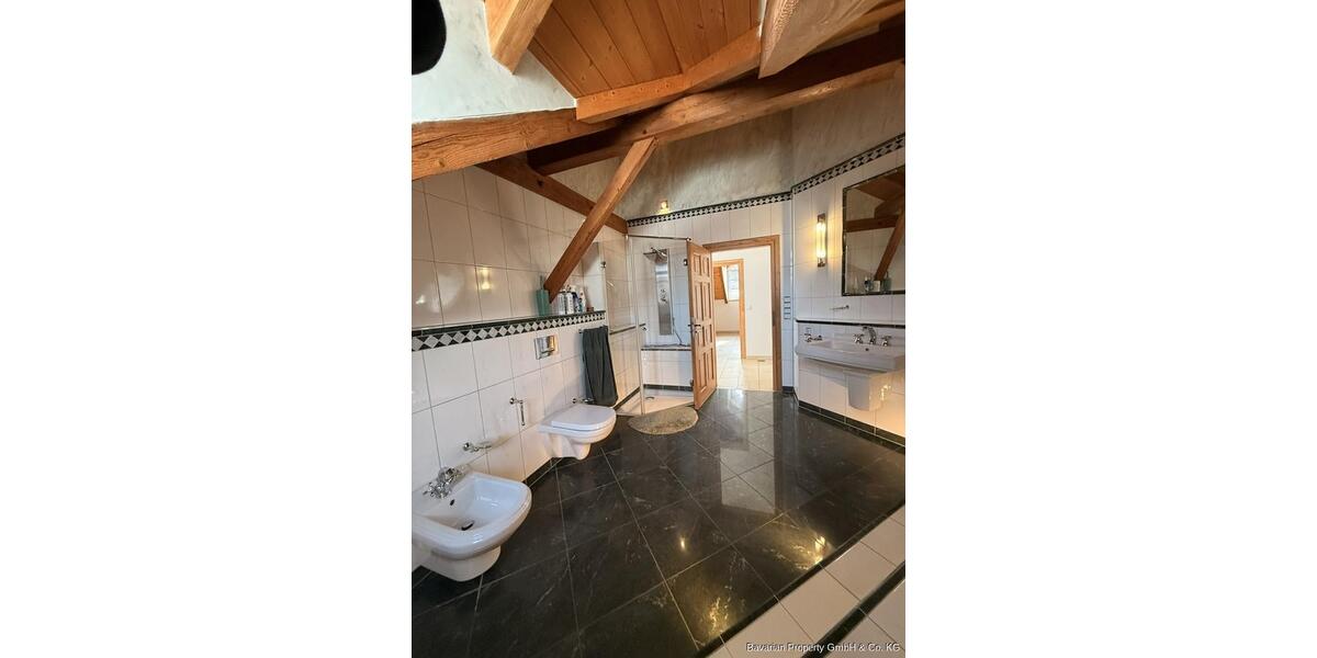 Etagenwohnung Geiselhöring - 4.5 Zimmer, 134 m&sup2;, 950&euro; | Angebot:26637696