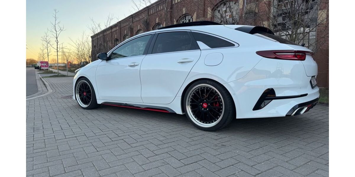 Kia pro ceed / ProCeed 69.000 km 19.990 &euro; Dinslaken 46535