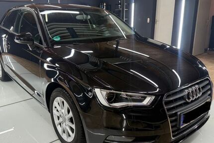 Audi A3 154.500 km 8.999 &euro; Würzburg 97082