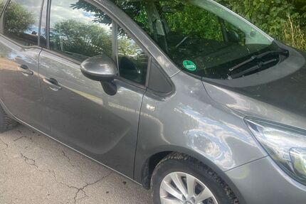 Opel Meriva 84.426 km 8.100 &euro; Walksfelde 23896