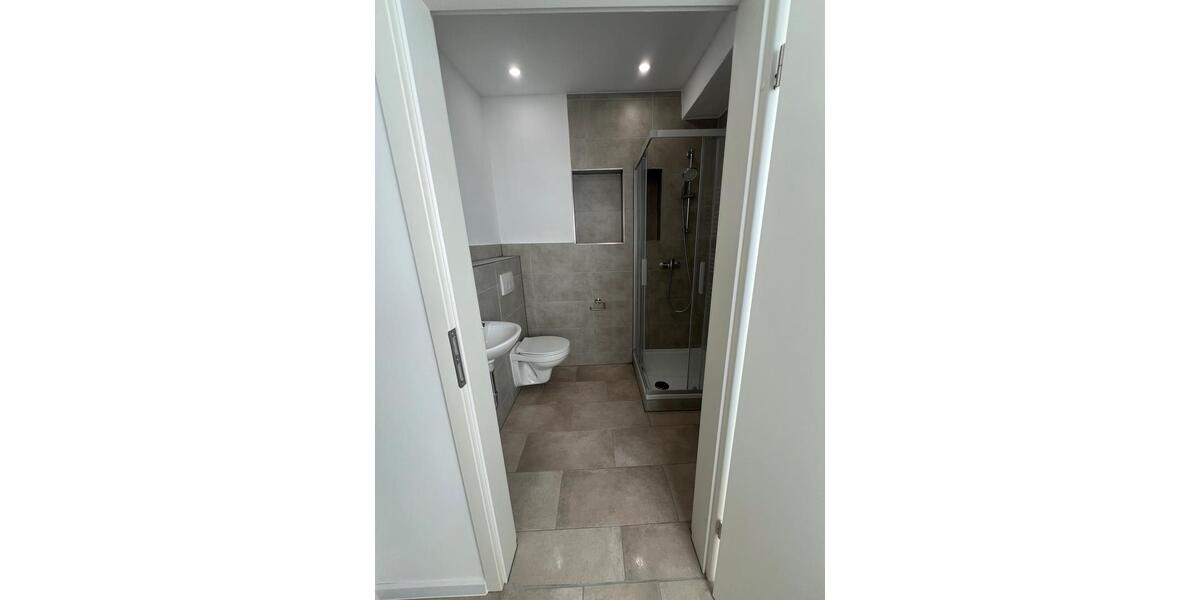 Erdgeschoßwohnung Hengersberg - 2.5 Zimmer, 58 m&sup2;, 600&euro; | Angebot:26163077