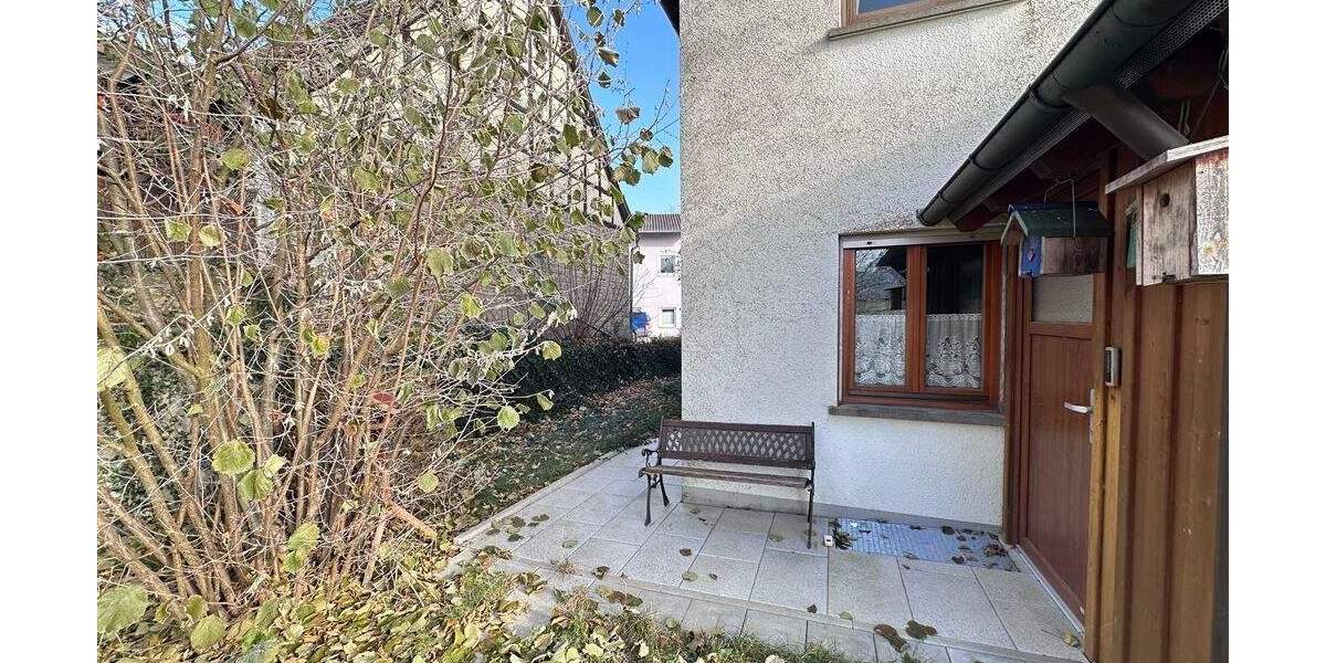 Mehrfamilienhaus, Wohnhaus Ippesheim Herrnberchtheim - 8 Zimmer, 189 m&sup2;, 285.000&euro; | Angebot:25772226