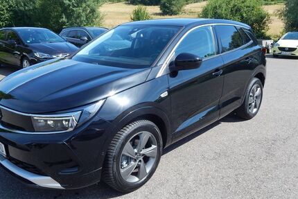 Opel Grandland (X) 13.800 km 24.990 &euro; Bermatingen 88697