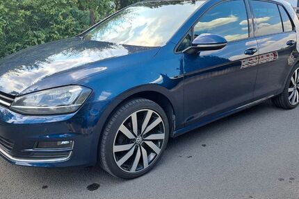 VW Golf 215.400 km 8.500 &euro; Schlüchtern 36381