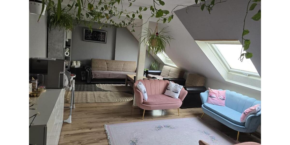Dachgeschoßwohnung Pforzheim - 3 Zimmer, 95 m&sup2;, 199.000&euro; | Angebot:26823848