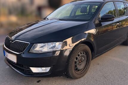 Skoda Octavia 287.000 km 5.900 &euro; Petersberg 36100