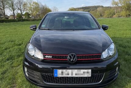 VW Golf 133.000 km 9.200 &euro; Großwallstadt 63868