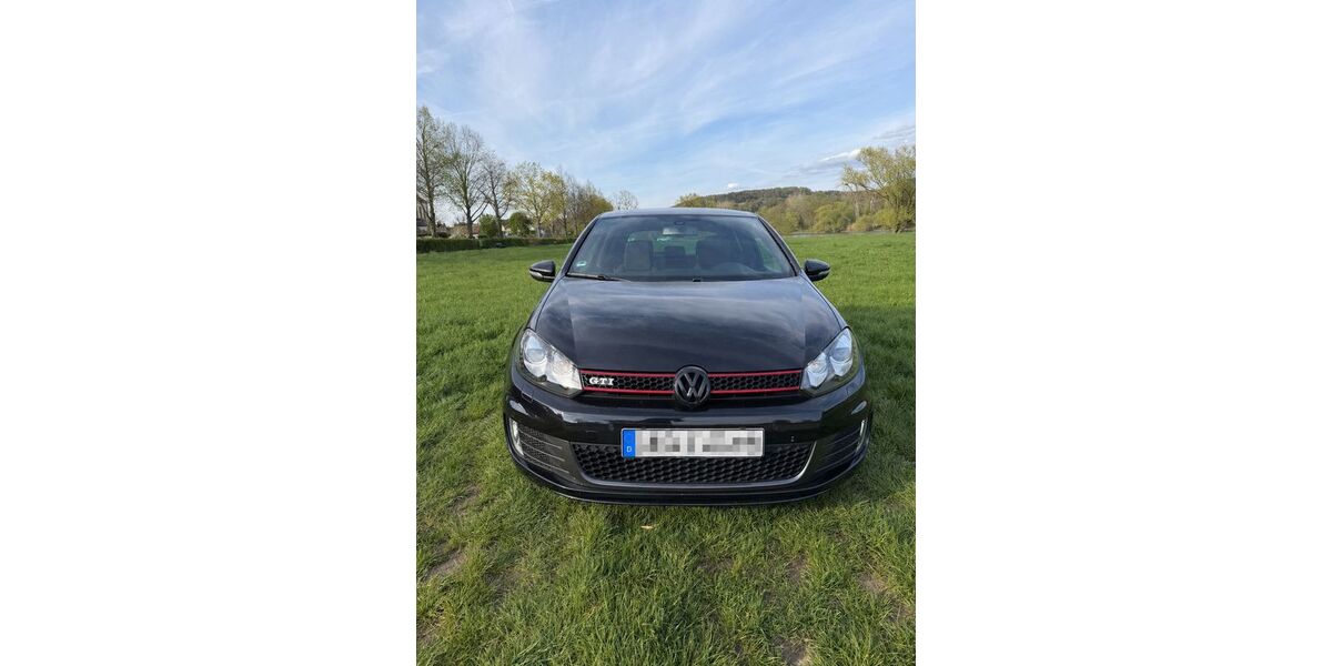 VW Golf 133.000 km 9.200 &euro; Großwallstadt 63868