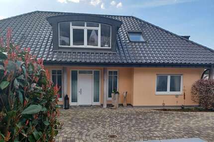 Haus Lemberg - 10 Zimmer, 390 m&sup2;, 1.380.000&euro; | Angebot:26448759