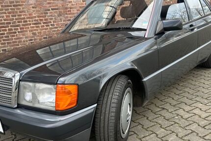 Mercedes-Benz 190 141.647 km 15.999 &euro; Köln 51069