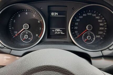 VW Golf 253.500 km 3.799 &euro; Bad Sassendorf 59505