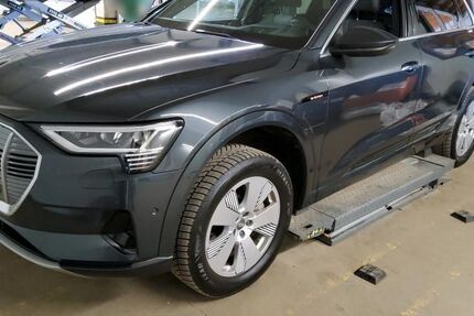 Audi e-tron 72.148 km 30.883 &euro; Hagen 58091