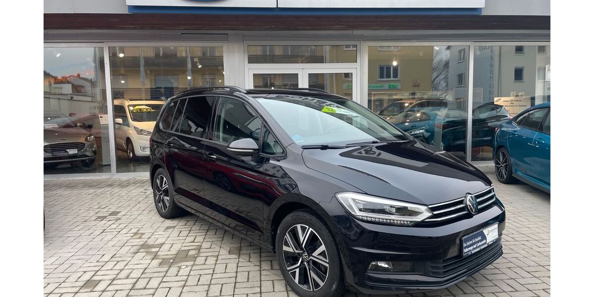 VW Touran 32.816 km 32.900 &euro; Speyer 67346