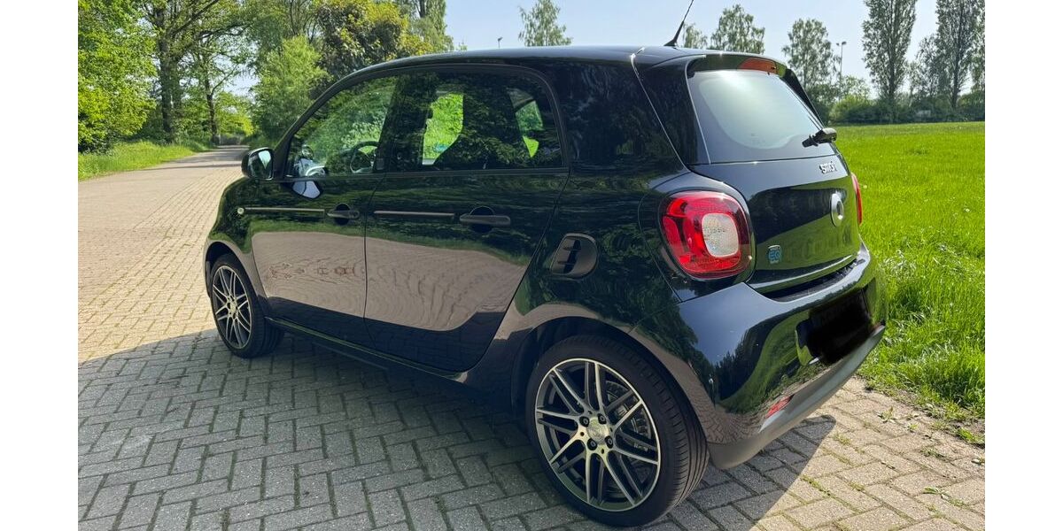 Smart ForFour 9.400 km 11.800 &euro; Osnabrück 49076