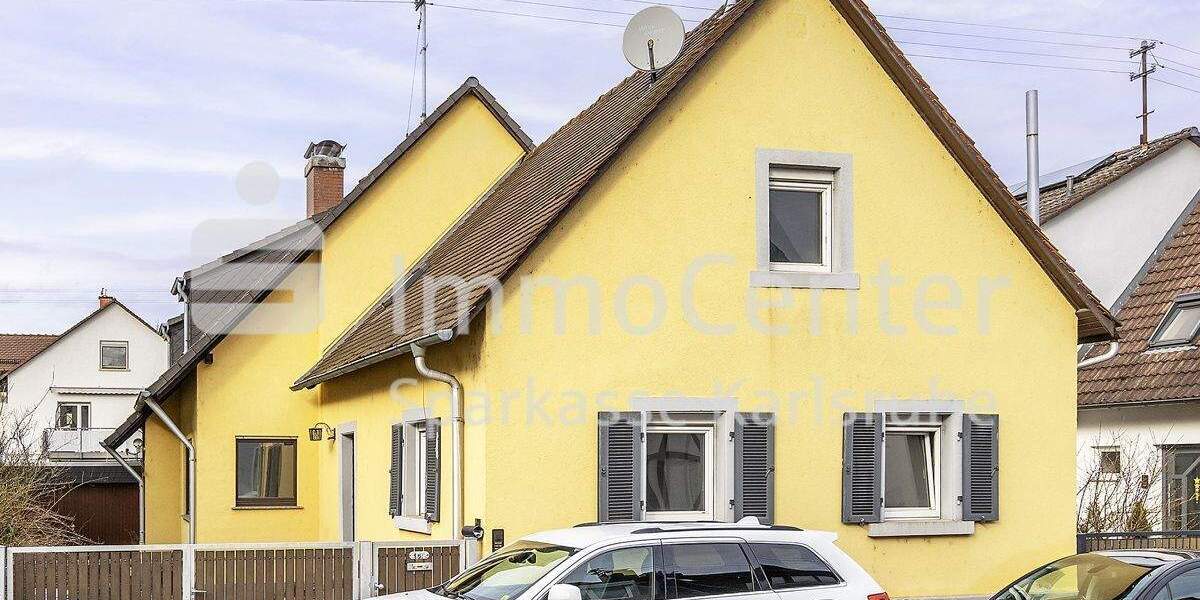 Mehrfamilienhaus, Wohnhaus Karlsruhe / Daxlanden Daxlanden - 8 Zimmer, 245 m&sup2;, 469.000&euro; | Angebot:25862353