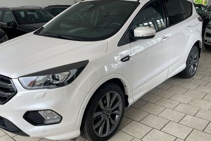 Ford Kuga 161.000 km 13.999 &euro; Detmold 32756