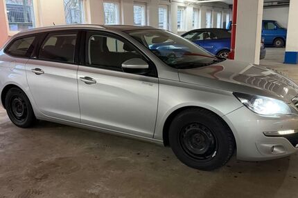 Peugeot 308 207.508 km 4.900 &euro; Leipzig 04107