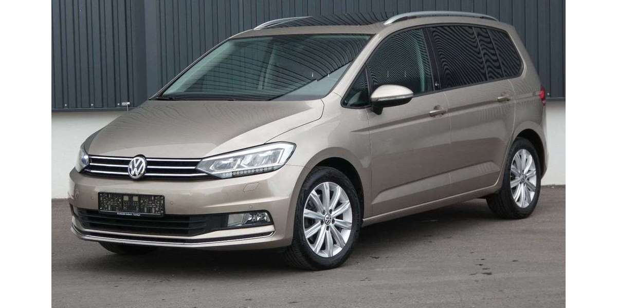 VW Touran 143.900 km 15.790 &euro; Lauingen/Donau 89415