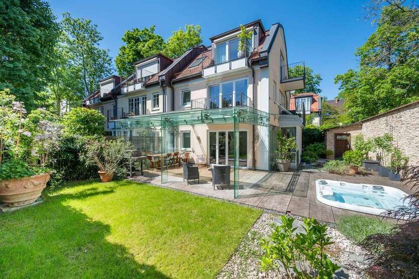 Haus zum Kaufen in München 3.190.000 € 183.06 m²