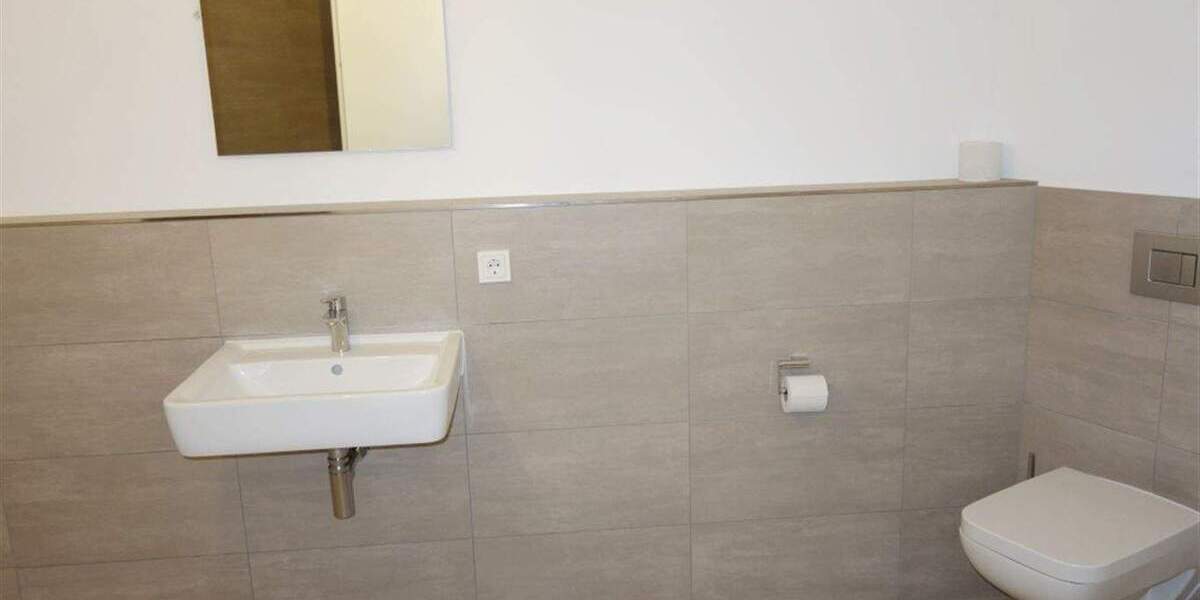 Etagenwohnung Düsseldorf Flingern Nord - 3 Zimmer, 117 m&sup2;, 1.879&euro; | Angebot:25361594