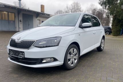 Skoda Fabia 11.765 km 12.199 &euro; Bad Liebenwerda 04924