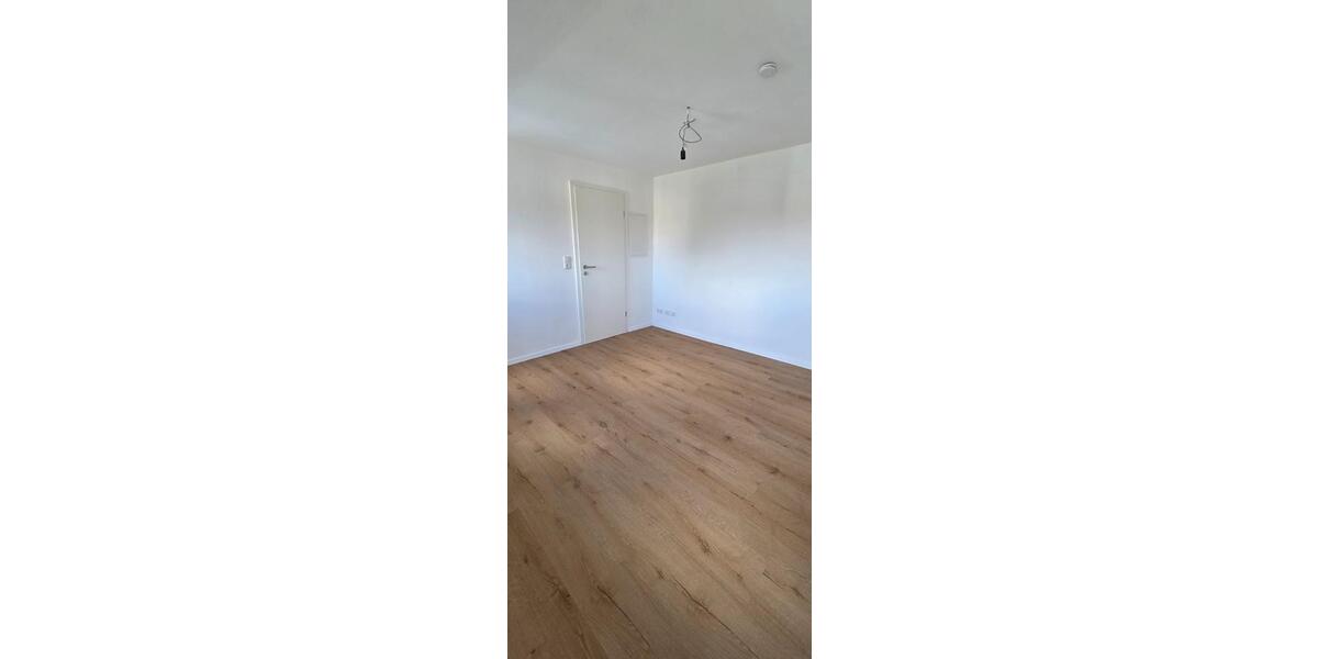 Dachgeschoßwohnung Erlangen Bruck - 2 Zimmer, 37 m&sup2;, 700&euro; | Angebot:25935700