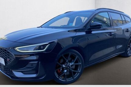 Ford Focus 72.300 km 25.990 &euro; Ergolding 84030