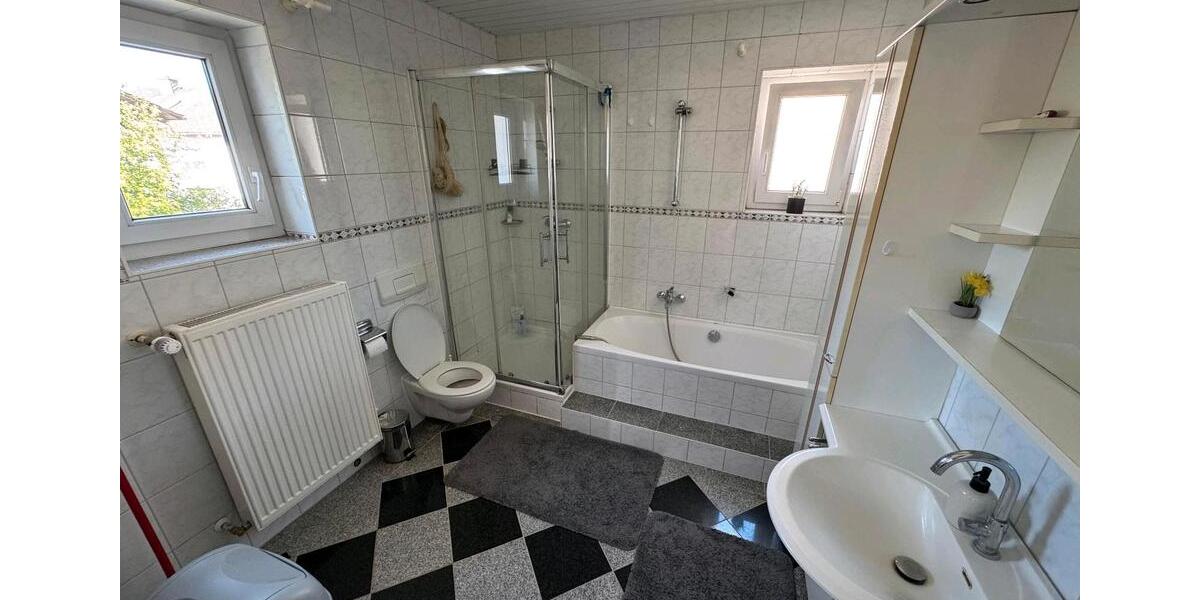 Etagenwohnung Dingolfing - 1 Zimmer, 67 m&sup2;, 870&euro; | Angebot:26409151