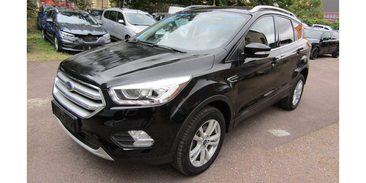 Ford Kuga 66.688 km 9.990 &euro; Halle 06130