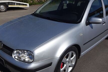 VW Golf 234.000 km 1.600 &euro; Zülpich 53909