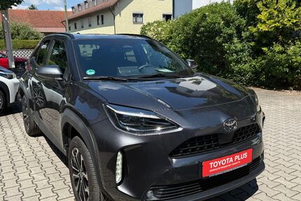 Toyota Yaris Cross 4.500 km 26.990 &euro; München 80995