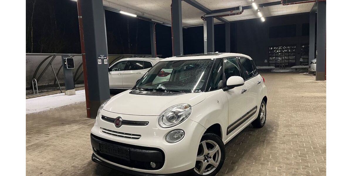 Fiat 500L 155.468 km 4.999 &euro; Kolbermoor 83059
