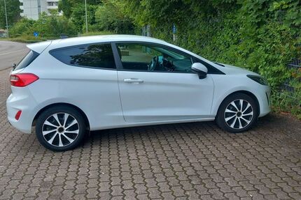 Ford Fiesta 32.900 km 11.300 € Merzig 66663