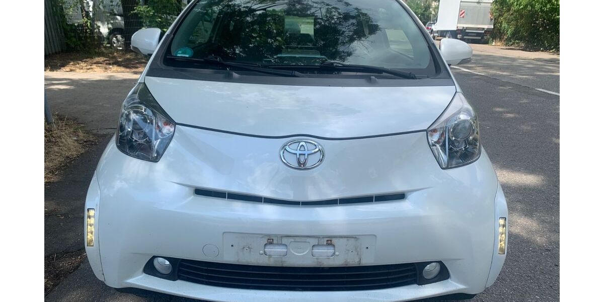 Toyota IQ 127.000 km 4.500 &euro; Mannheim 68309