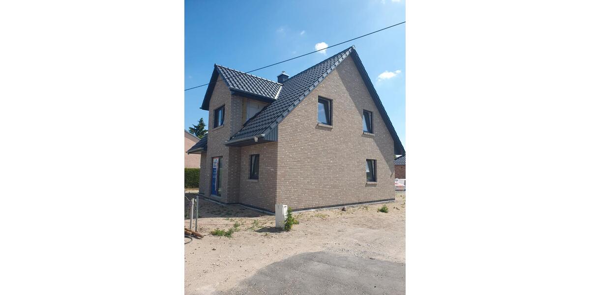 Einfamilienhaus Trebbin - 4 Zimmer, 155 m&sup2;, 590.000&euro; | Angebot:26933008