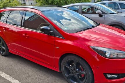 Ford Focus 98.000 km 8.930 &euro; Brücken 55767