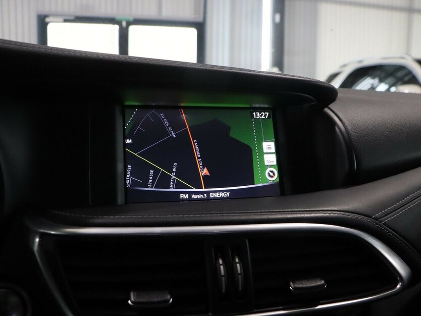 Q30 1.6 PREMIUM / PANORAMA / LED / NAVI+360°