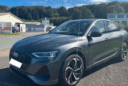 Audi e-tron 38.000 km 31.900 &euro; Halver 58553