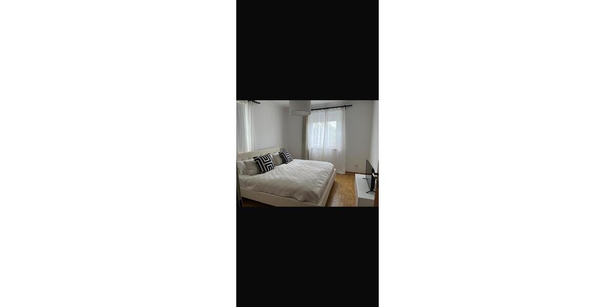 Etagenwohnung Preetz - 4 Zimmer, 96 m&sup2;, 1.300&euro; | Angebot:25381381