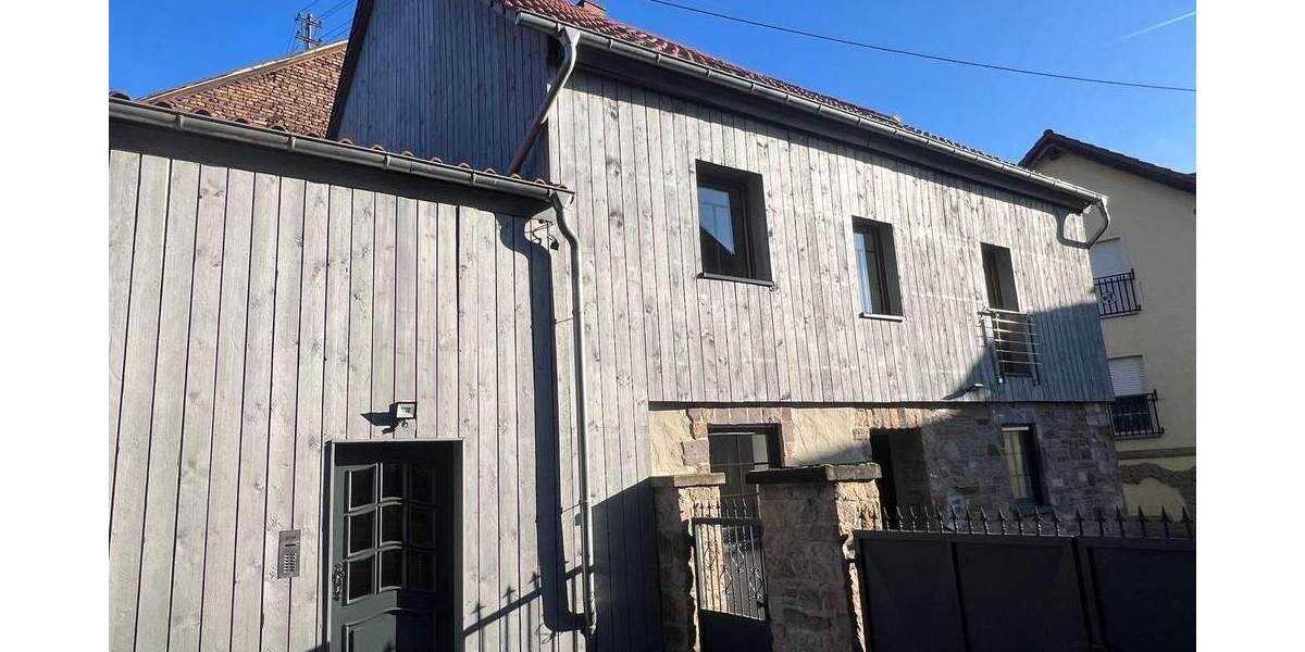 Zimmer Nußbaum - 2 Zimmer, 61 m&sup2;, 750&euro; | Angebot:25683765