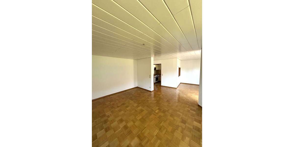 Etagenwohnung Backnang - 2.5 Zimmer, 68 m&sup2;, 220.000&euro; | Angebot:27079887