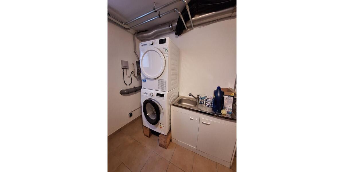 Einfamilienhaus Berg - 4 Zimmer, 169 m&sup2;, 3.200&euro; | Angebot:24589735